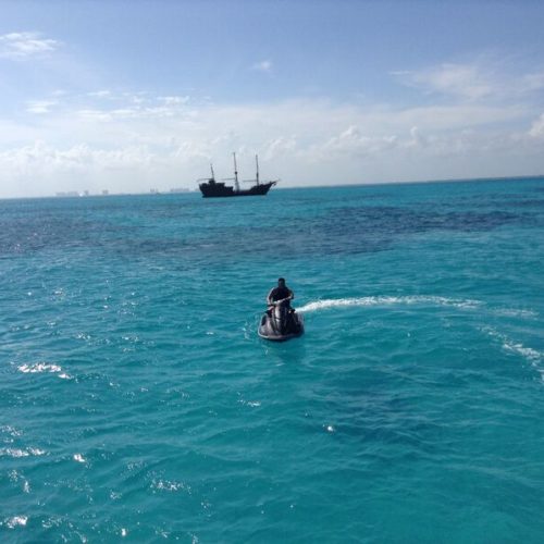 Just-Plain-Fun-Yachts-Cancun-Luxury-Charters-4